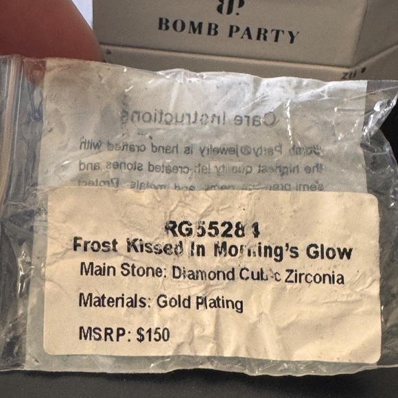 Bomb Party – Delicates - RG55281 Frost Kissed In Morning's Glow - Picture 2 of 4